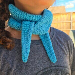 Neck scarf Sophie scarf, small scarf, spring/autumn scarf Knitted Handmade Scarf